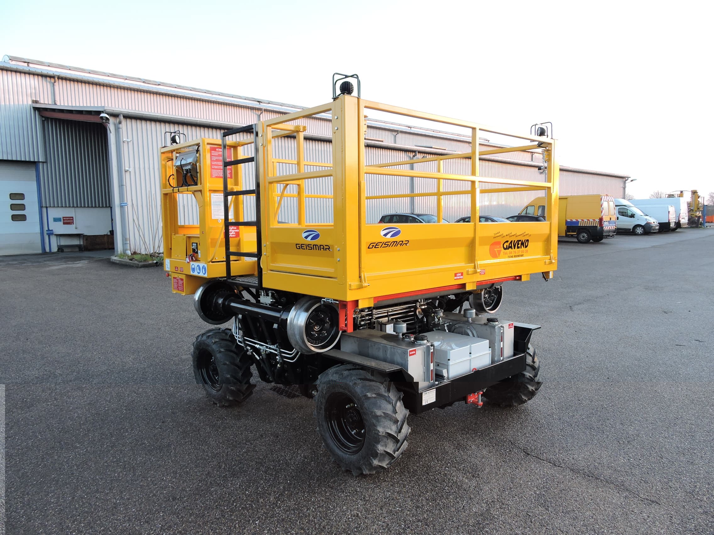 VCP plateau en situation de travail ferroviaire